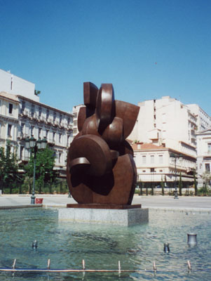 608Vari_-_Fountain_Thesee_2