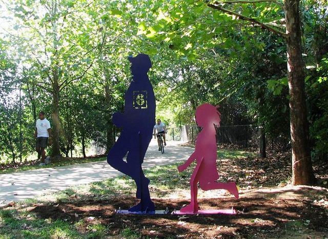 6_FATHER_AND_DAUGHTER_640x480_