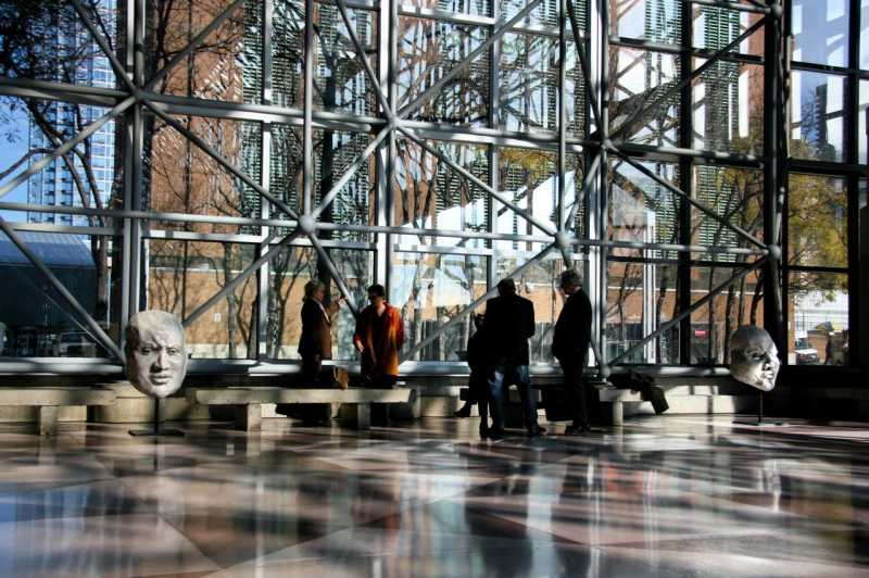 Javits_2_large_heads-L-Bob_Clyatt_Sculpture