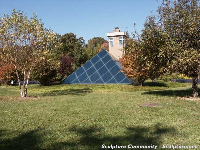1pyramid_hill_-_02